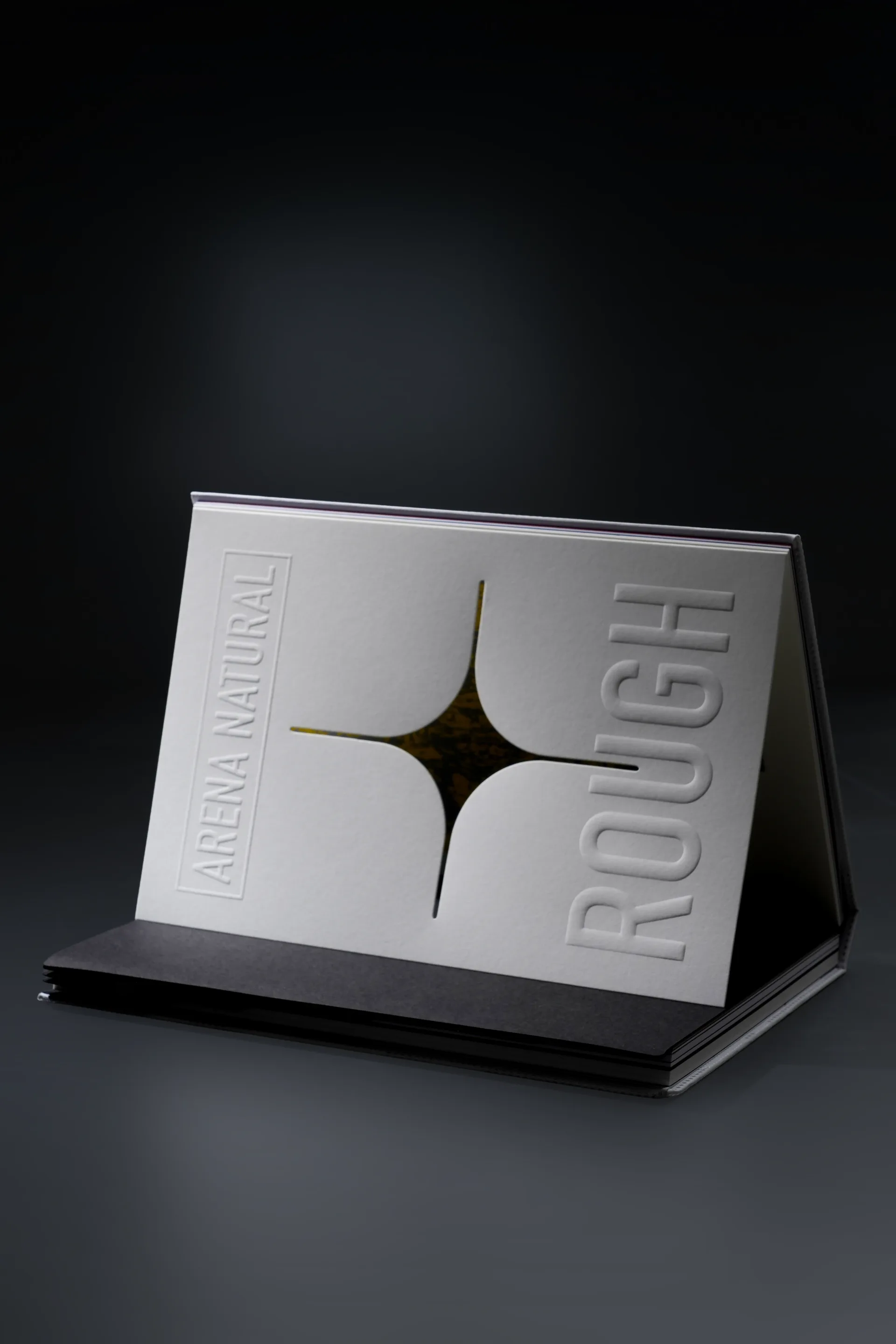 SyiPaper: A Visual Identity That Expands the Materiality of Paper into a Brand Experience 5