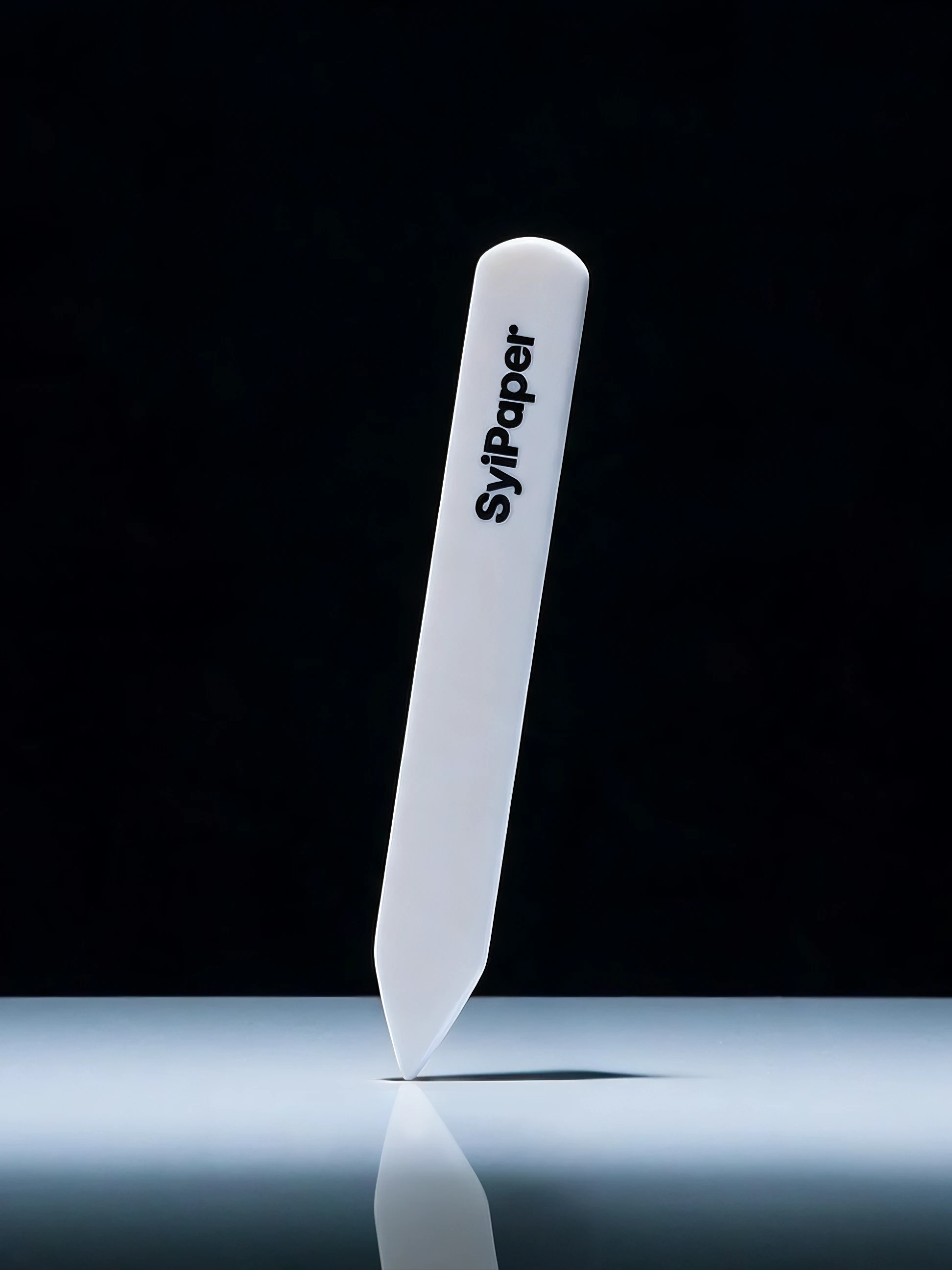 SyiPaper: A Visual Identity That Expands the Materiality of Paper into a Brand Experience 8